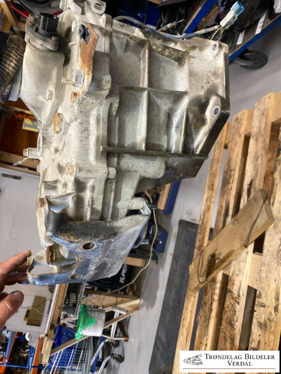 Girkasse 4WD fordelingskasse til Toyota Hilux 2012-2016  (361000K280|)