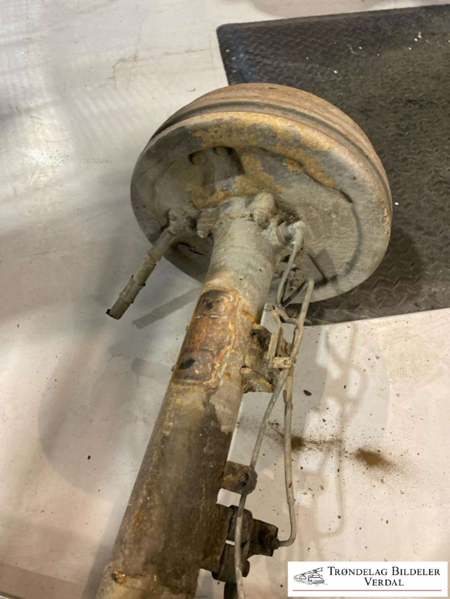 Kardang klokke bak til Toyota Hilux 2012-2016 (411100K500|)