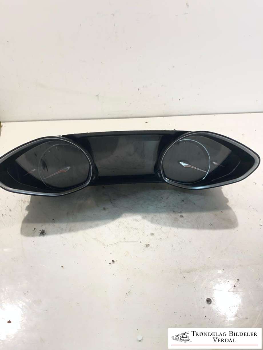 Instrumentpanel til Peugeot 308 2013-2021 (Type II)  (9811112280|)