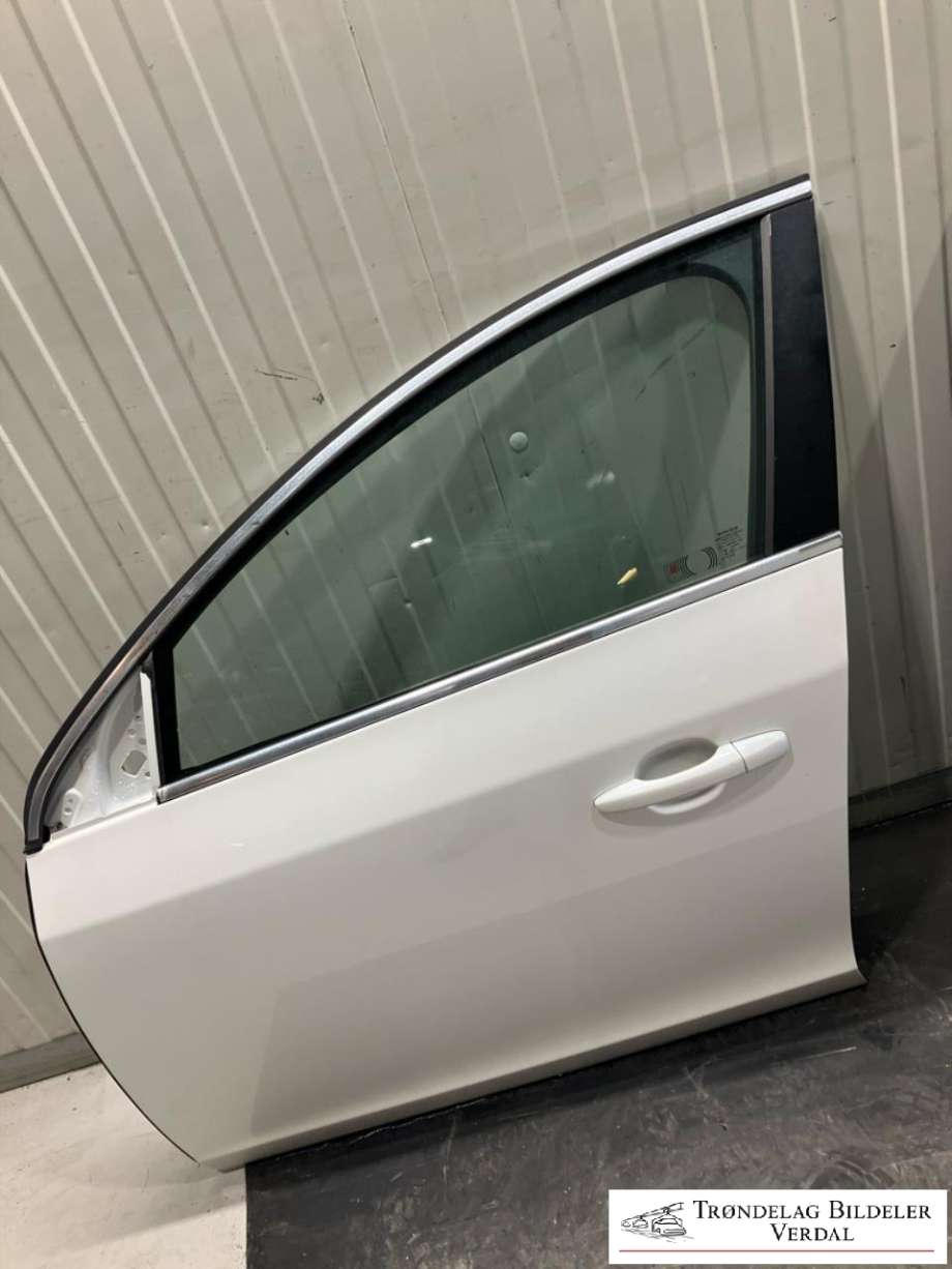 Dør venstre foran til Volvo V60/V60 CC, 2013-2018 (Type I, Fase 2) (32291064)