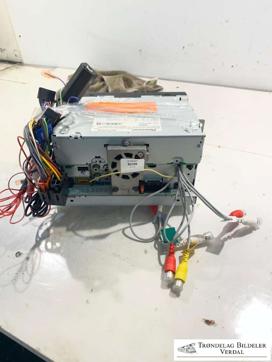 Instrument kjørecomputer til Isuzu D-Max 2012-2017 (Type II, Fase 1)