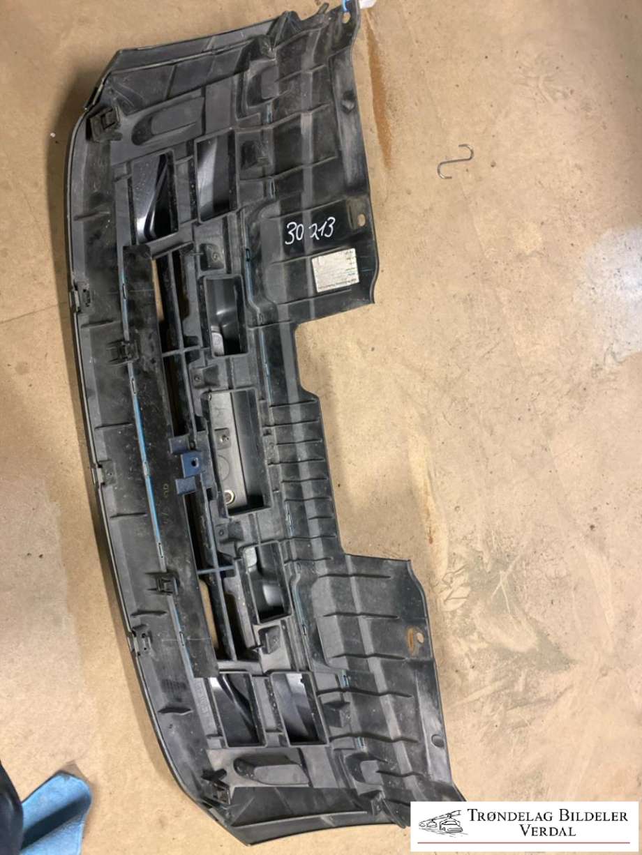 Grill til Isuzu D-Max 2012-2017 (Type II, Fase 1)