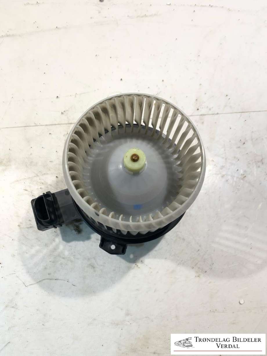Varmeapparat motor til Isuzu D-Max 2021-->> (Type III)  