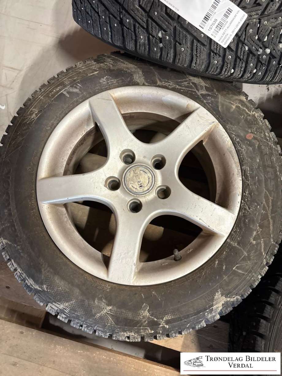 Hjulsett aluminium vinter til Toyota Verso-S 2011-2015 (COMBI) (COMBI) (HANKOOK|195/65R15|DOT: 1023|DYBDE: 7|5MM)