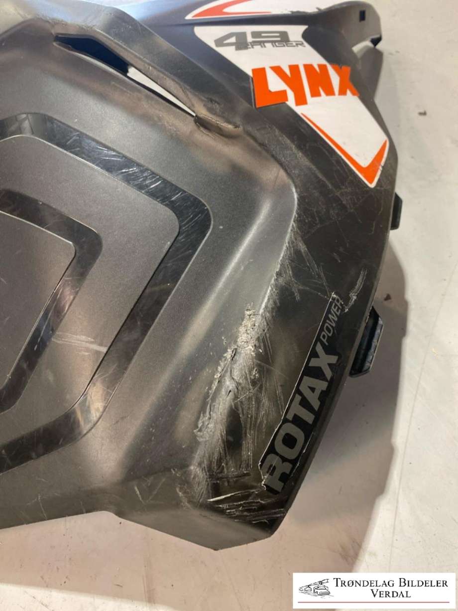MC, Kåpe, høyre til Snøscooter Lynx øvrige 0-->>  