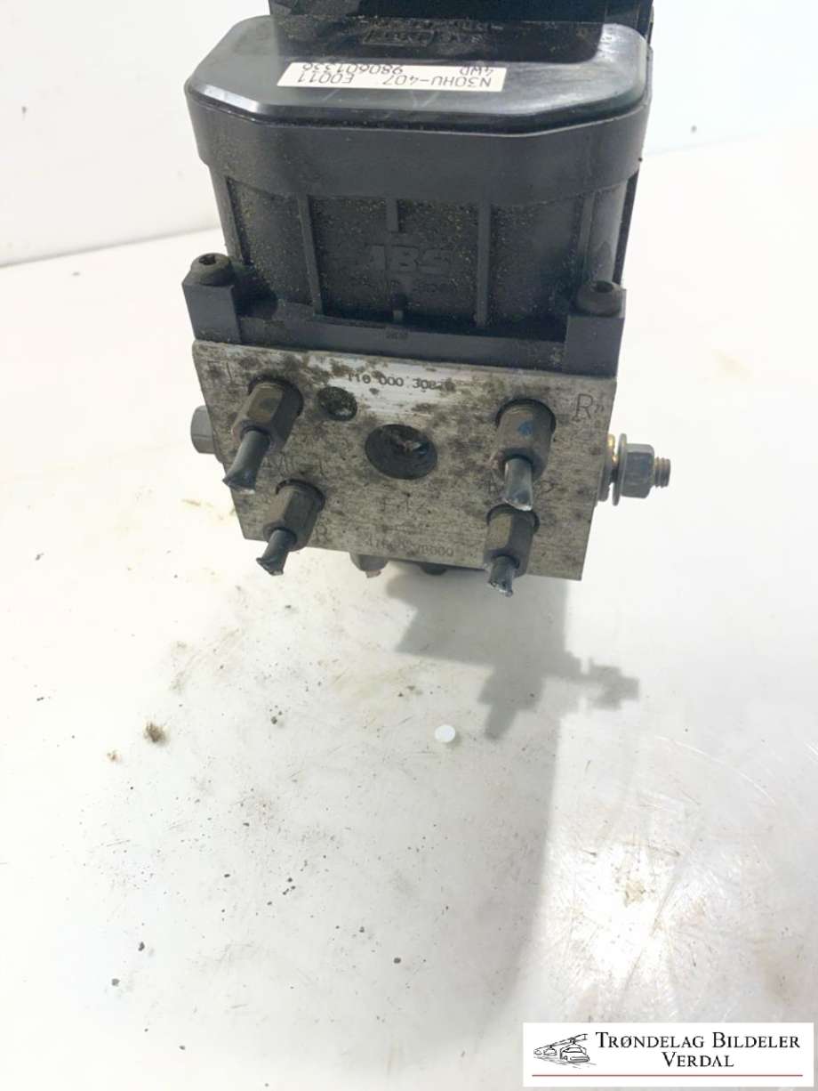 ABS sentral til Nissan Patrol 1998-2004 (Fase 1) (Y61) (Y61) (N30HU-407|)