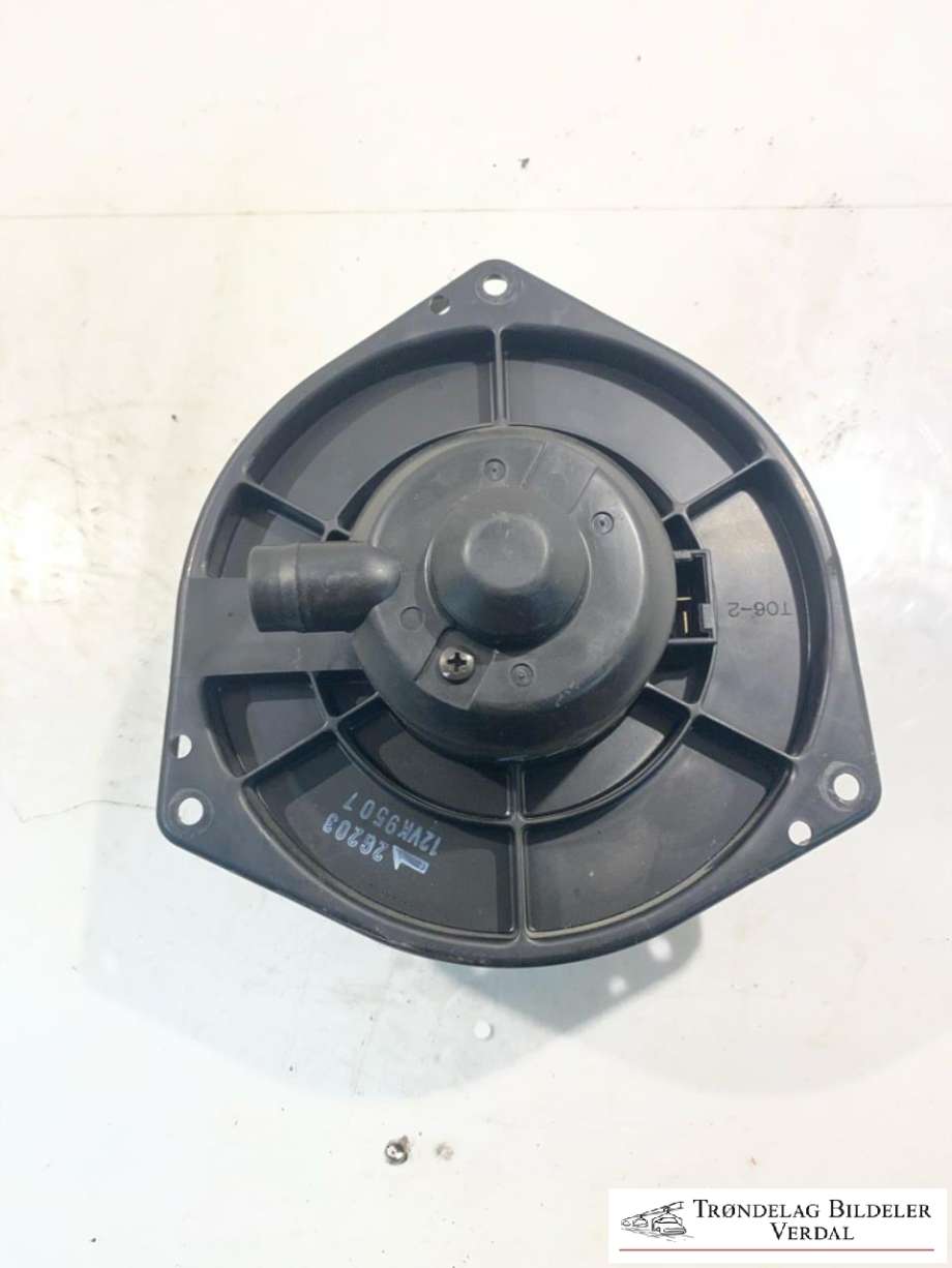 Varmeapparat motor til Nissan Patrol, 1998-2004 (Fase 1) (Y61) (Y61) (12VK9507)