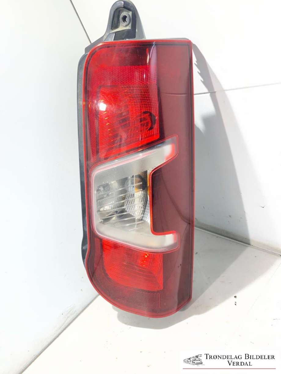Baklykt høyre til Opel Combo E, 2019-->>
