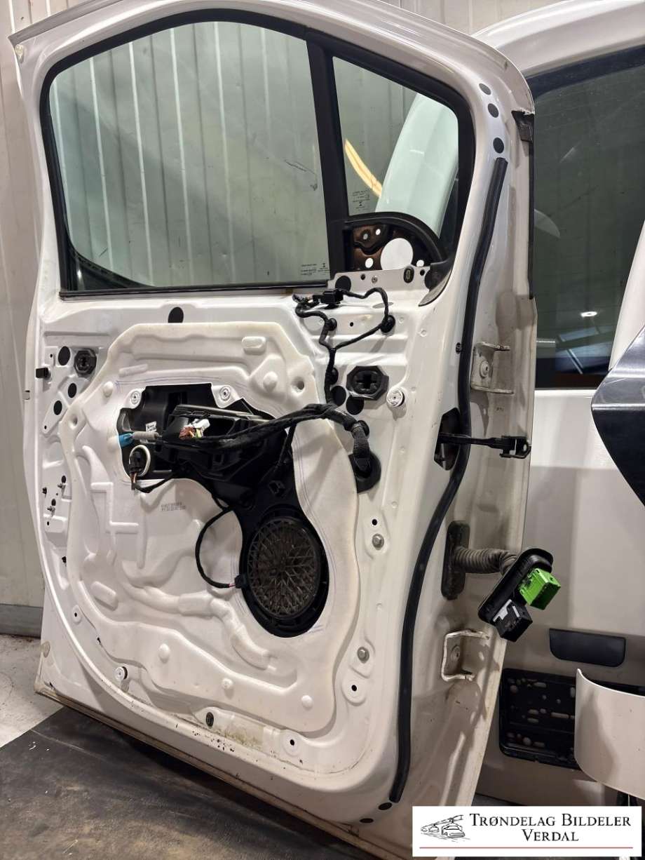 Dør venstre foran til Opel Combo E 2019-->>