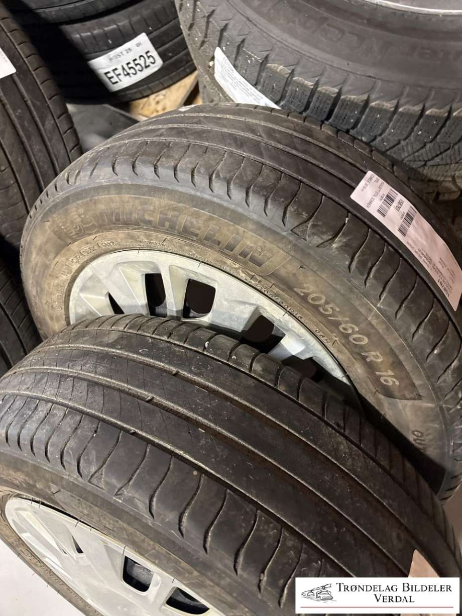 Hjulsett stål sommer til Opel Combo E 2019-->>  (MICHELLIN|205/60R16|DOT: 5022|DYBDE: 6|5MM)