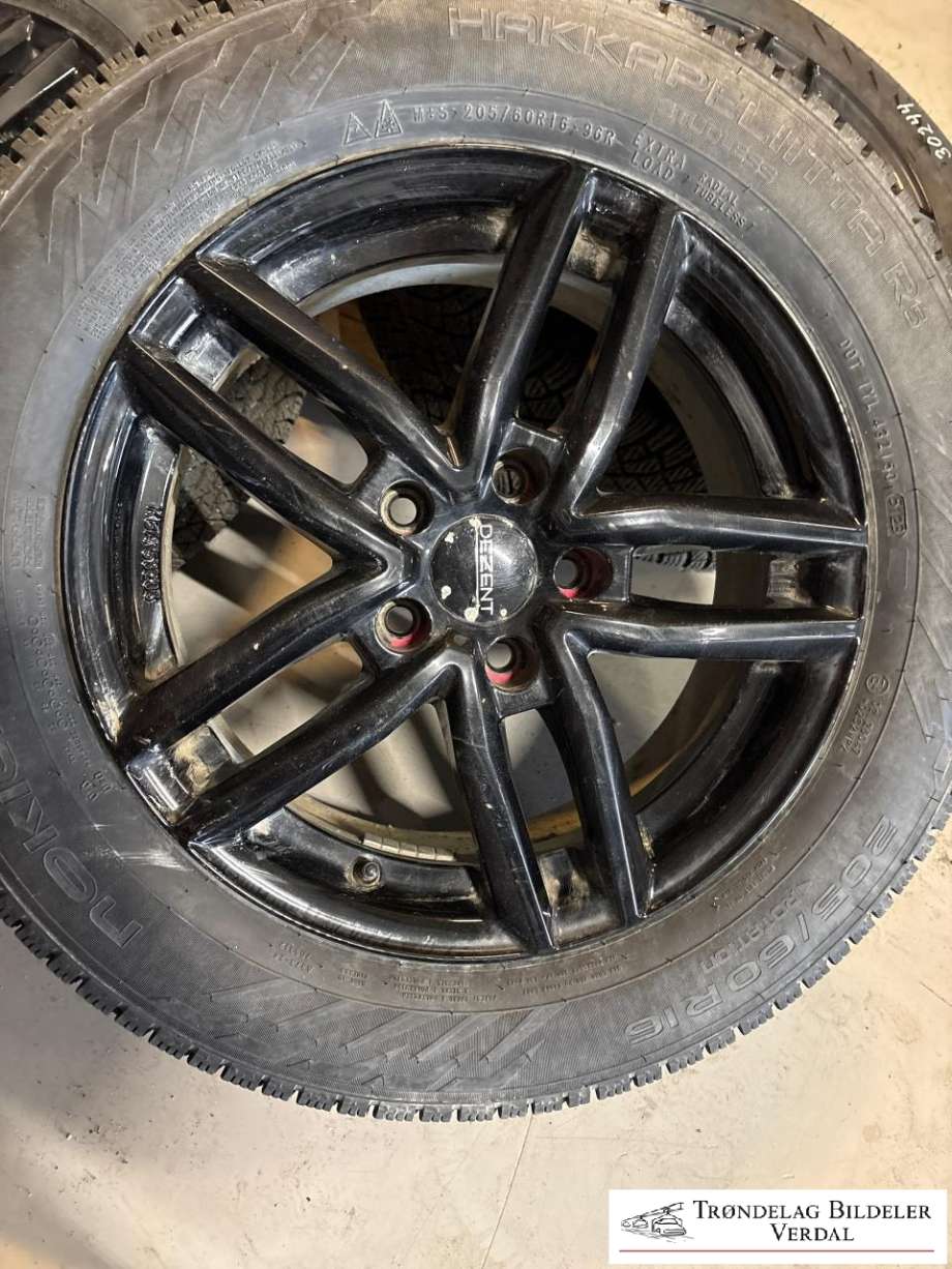 Hjulsett aluminium vinter til Opel Combo E 2019-->>  (NOKIAN HAKKA R5|205/60R16|DOT: 3523|DYBDE  7MM)