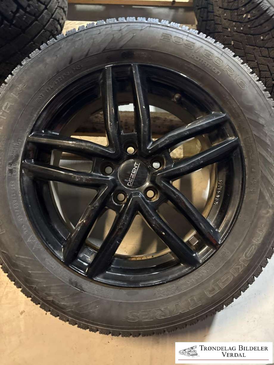Hjulsett aluminium vinter til Opel Combo E 2019-->>  (NOKIAN HAKKA R5|205/60R16|DOT: 3523|DYBDE  7MM)