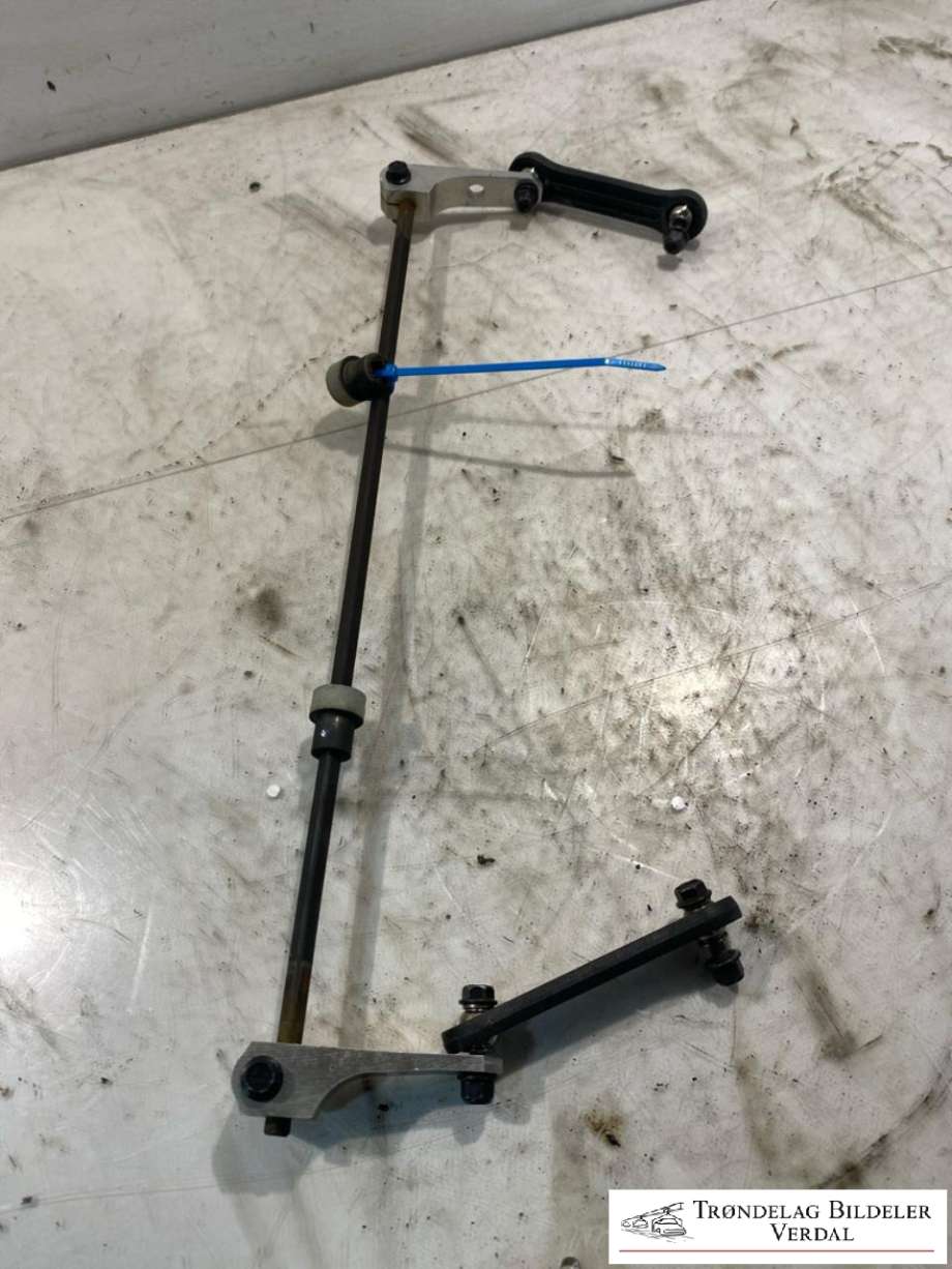 Stabilisatorstag foran til Snøscooter Lynx øvrige, 0-->>  