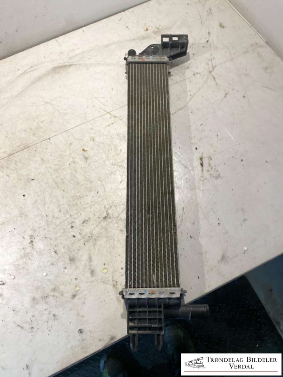 Radiator (manuell gir) til Renault Express 2021-->>  (214108831R|)