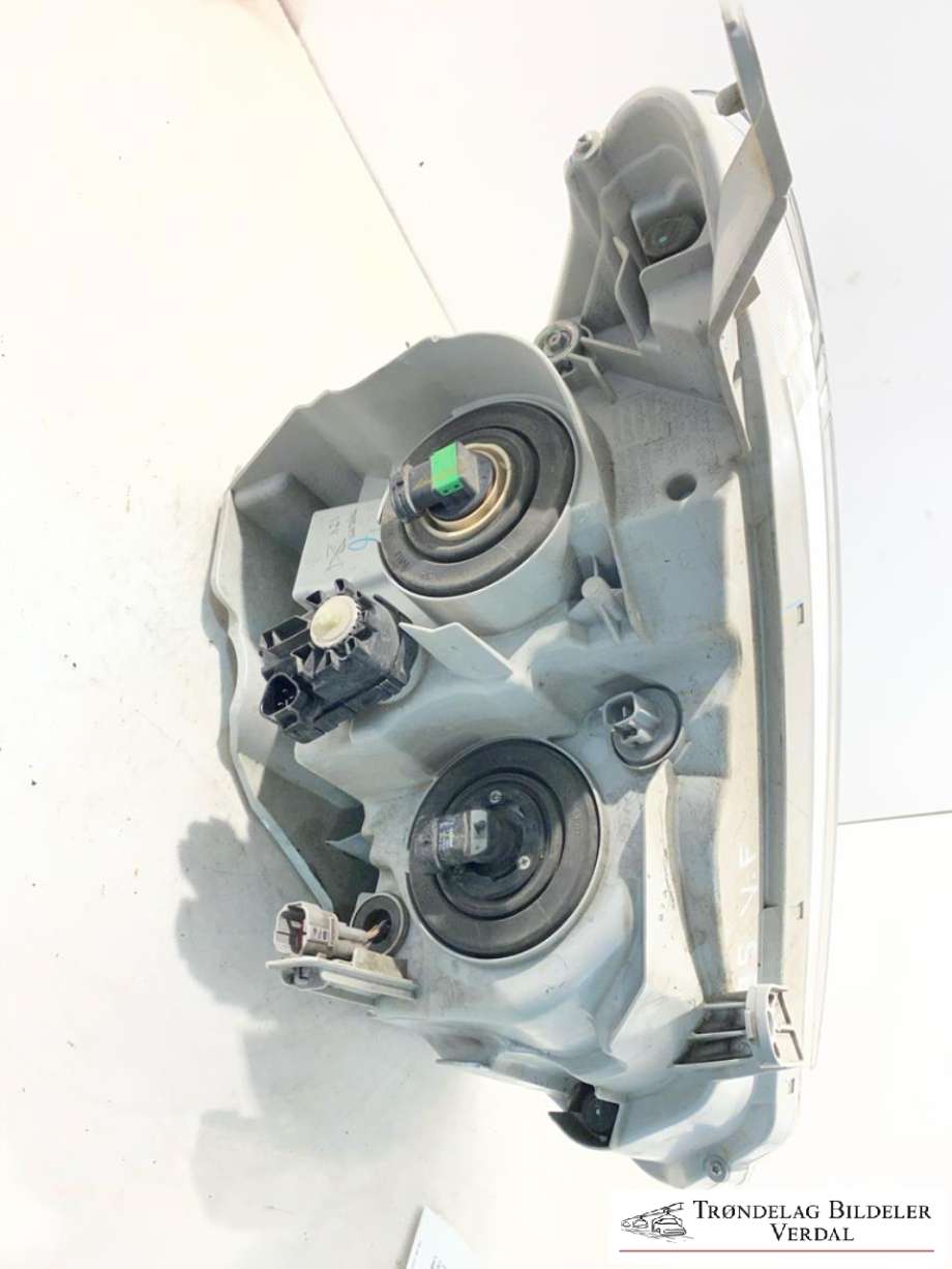 Frontlykt venstre halogen til Isuzu D-Max 2017-2020 (Type II, Fase 2)  