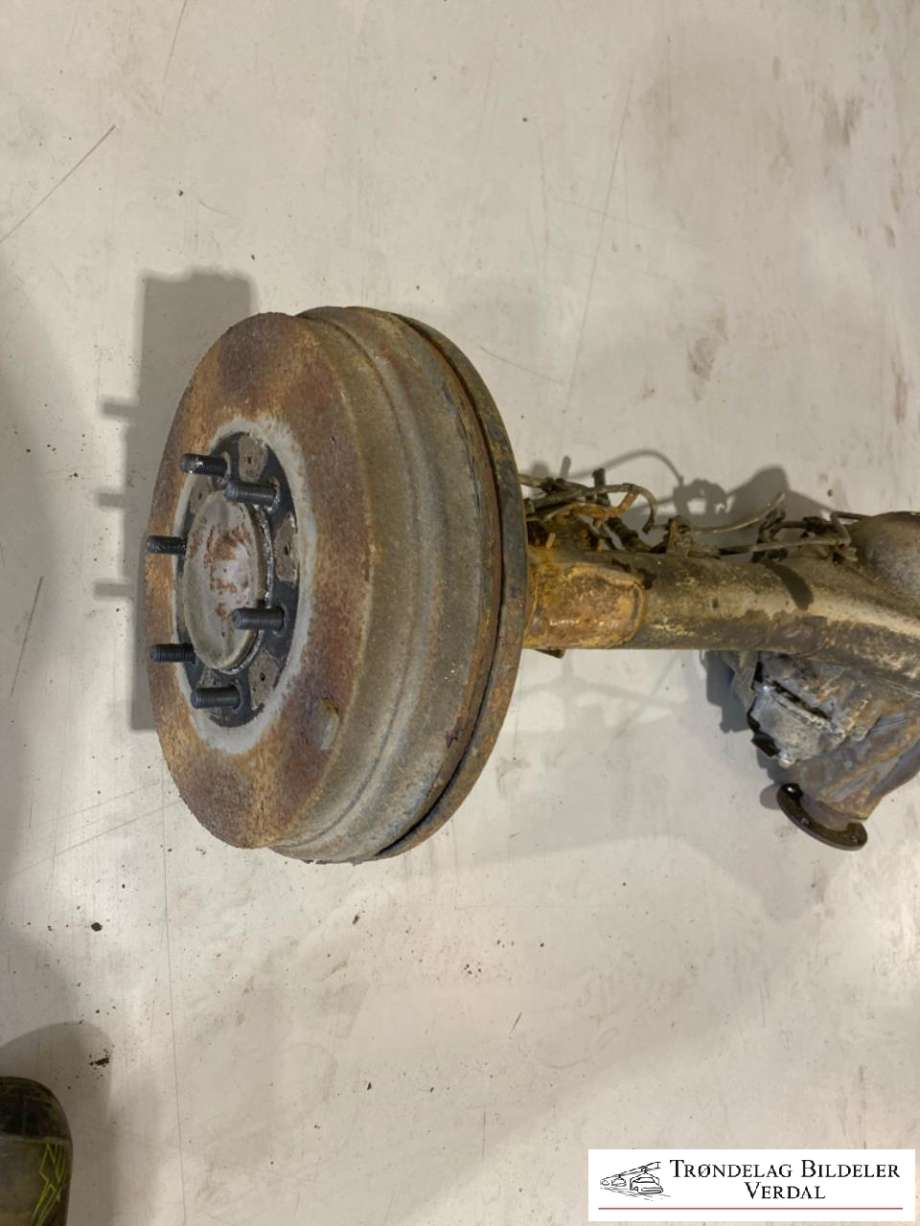 Bakaksel til Toyota Hilux 2012-2016
