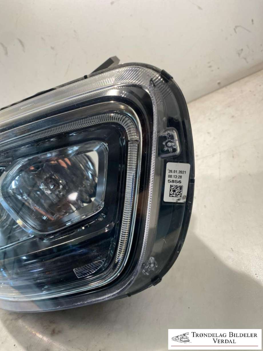 Frontlykt høyre halogen til Ford Transit Custom 2013-2023 (Type I)  (2481753|JK21-13W029-DJ|)