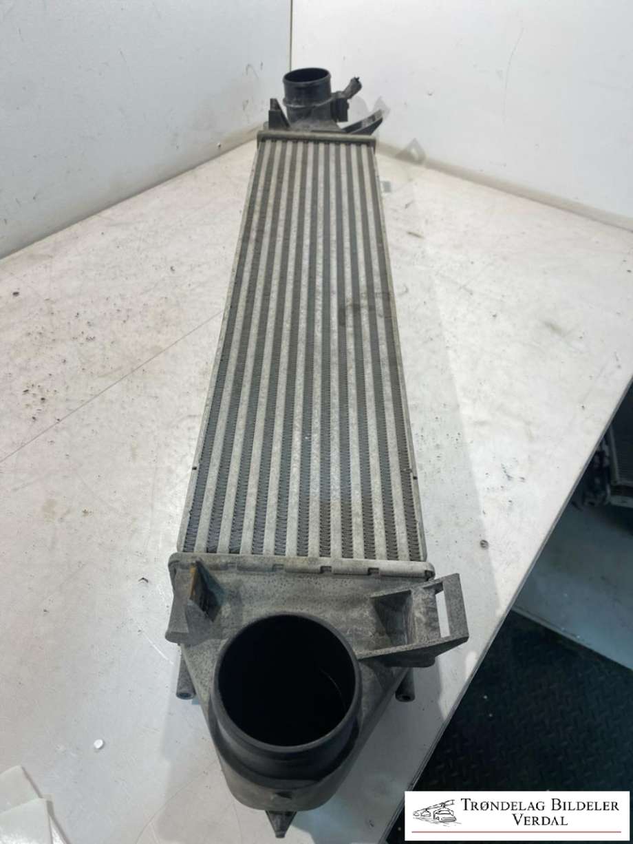 Intercooler til Volvo XC70, 2008-2013 (Type II, Fase 1)