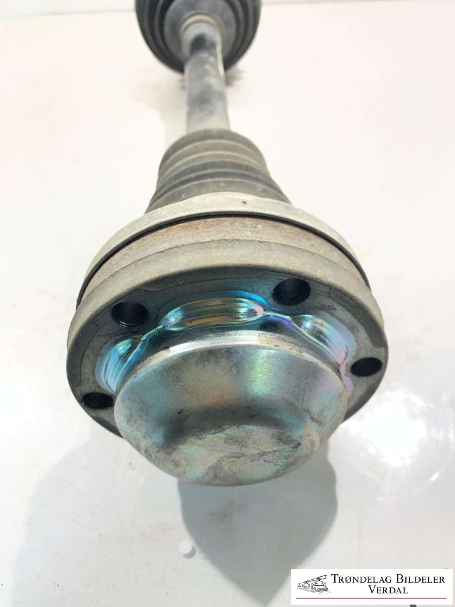 Drivaksel venstre foran til Audi A3 2009-2012 (Type II, Fase 2) (1K0407271LF|)