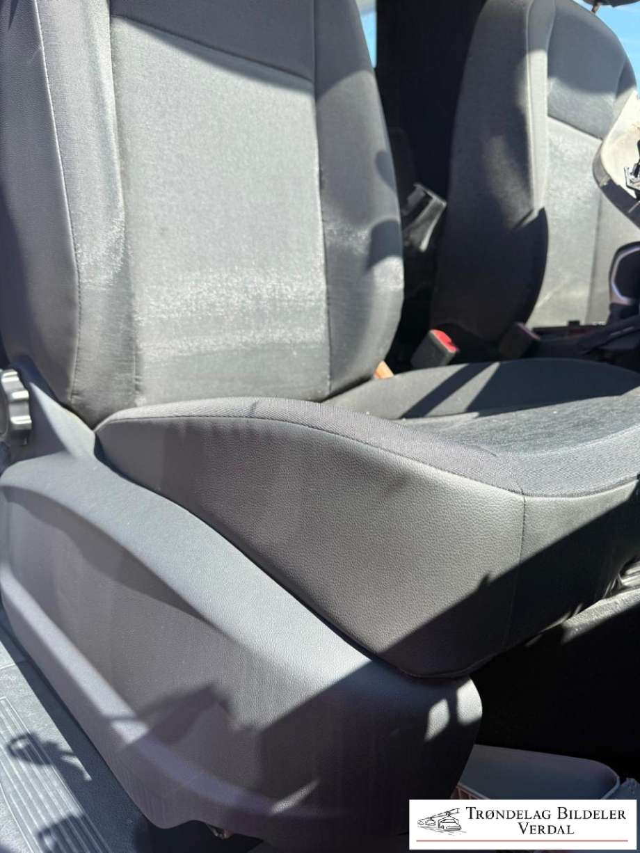 Sete foran høyre til VW Caddy, 2020-->> (Type IV)