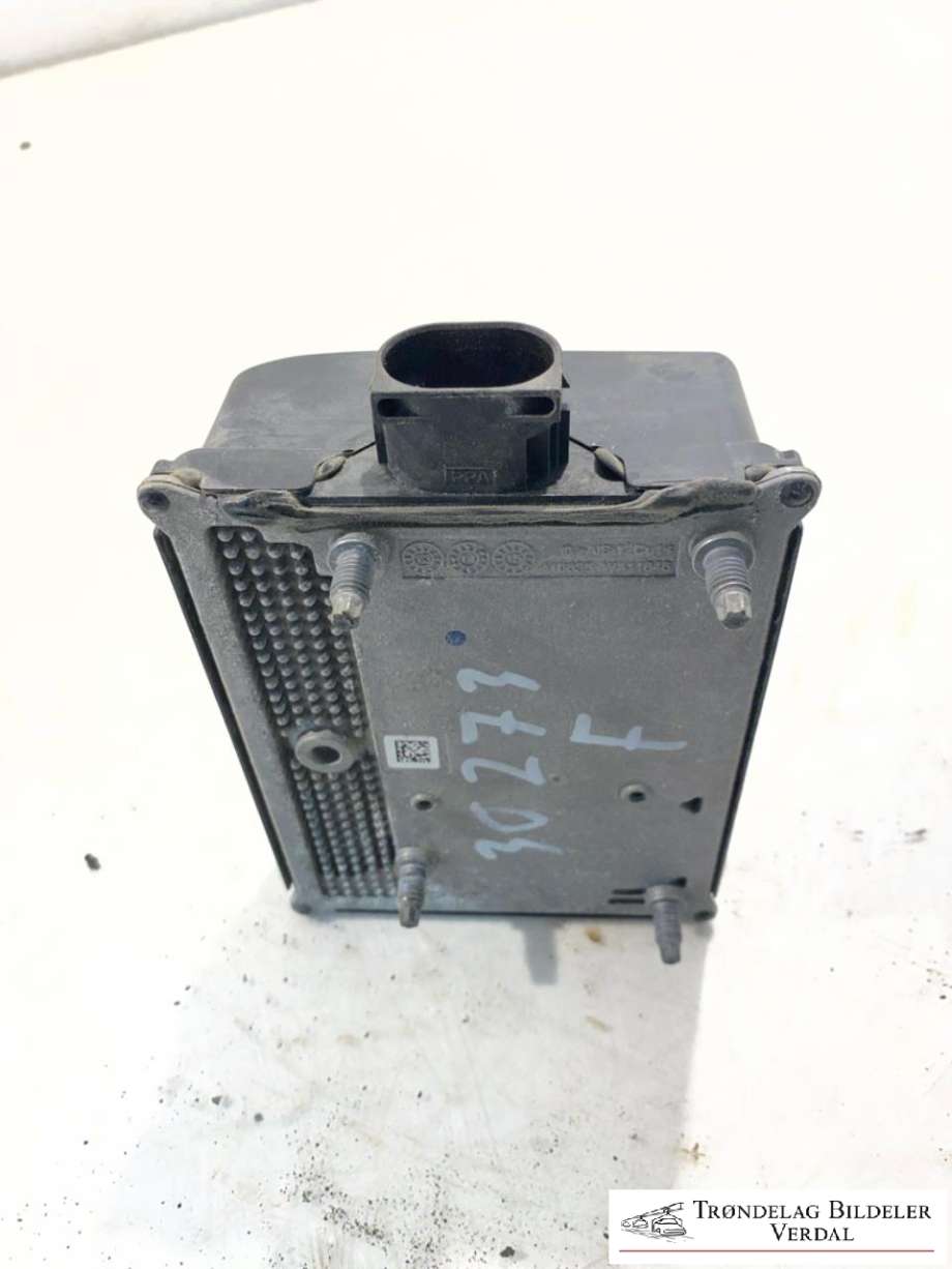 Sensor radar til Isuzu D-Max 2017-2020 (Type II, Fase 2) (8638A092|)