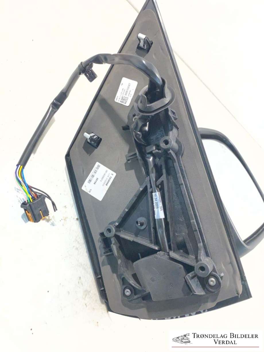 Speil høyre til Toyota Proace 2016-->> (Type II)  (98087020XT|89470686F4|)