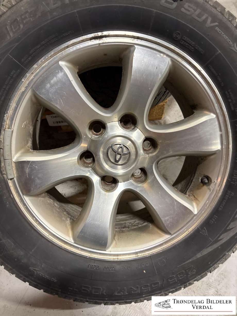 Hjulsett aluminium vinter til Toyota Land Cruiser 120, 2002-2009 (NANKAN PIGG|235/65R17)