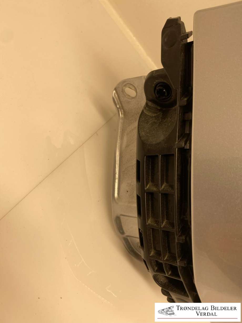 Skjerm venstre foran til Toyota Yaris 2020-->> (Type IV)  (53812K0070|)