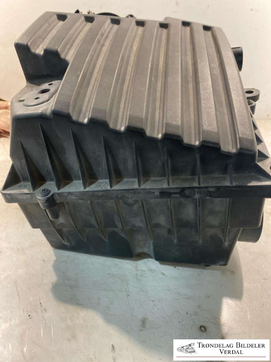 Luftfilterboks til BMW 5-Serie 2010-2017 (F10/F11) (F10/F11)