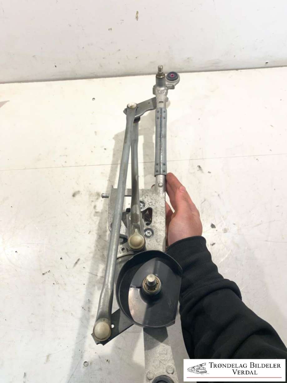 Viskermotor frontrute komplett m/overføring til Toyota Yaris 2020-->> (Type IV)  (85110K0120|)