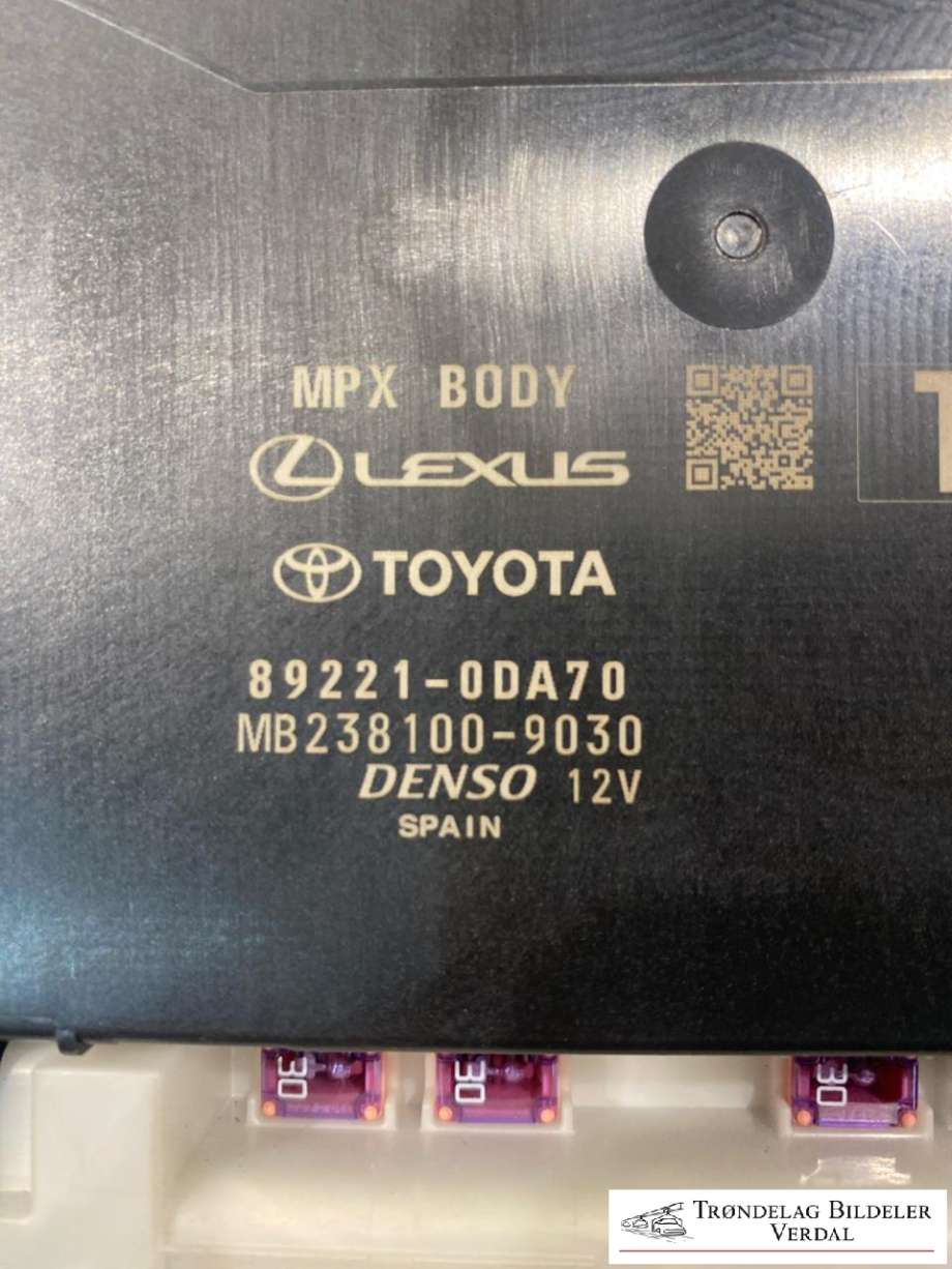 Sikringsboks til Toyota Yaris 2020-->> (Type IV) (892210DA70|)