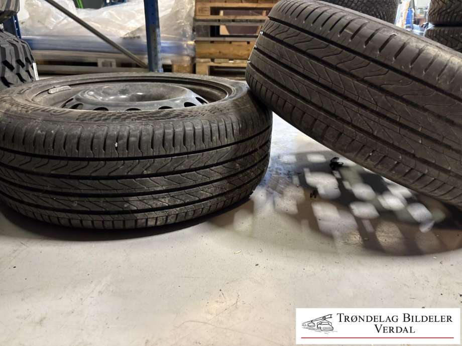 Hjulsett stål sommer til Citroën Berlingo 2019-->> (Type III) (CONTINENTAL ULTRA CONTACT|205/60R16|DOT: 5024|DYBDE: 8MM)