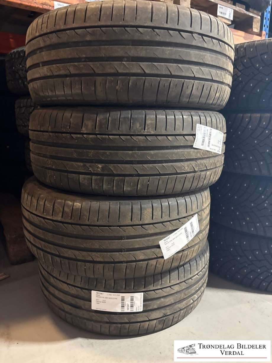 Dekk til Volvo V70 2007-2013 (Type III, Fase 1)  (ROTALLA|225/50R17|DOT: 4121|DYDEB: 6|5MM)