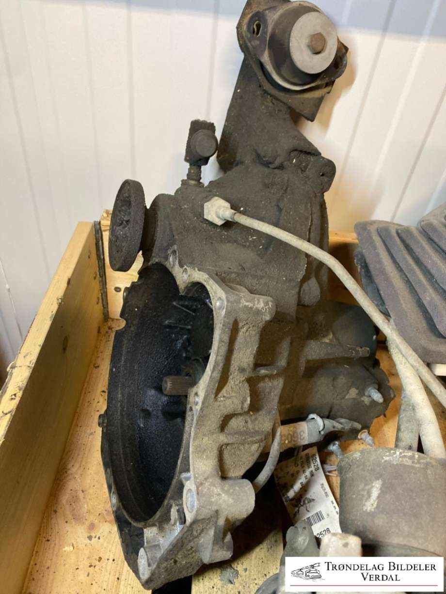 Girkasse manuell til VW Polo 1981-1994 (Type II) (|951125)
