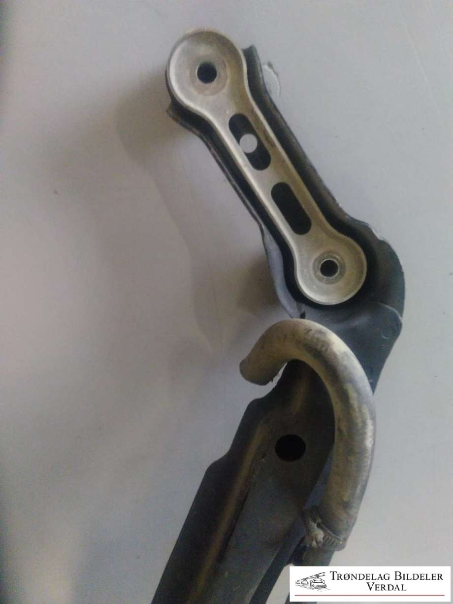 Travers foran hoved til VW Golf III 1992-1997  (|950613)