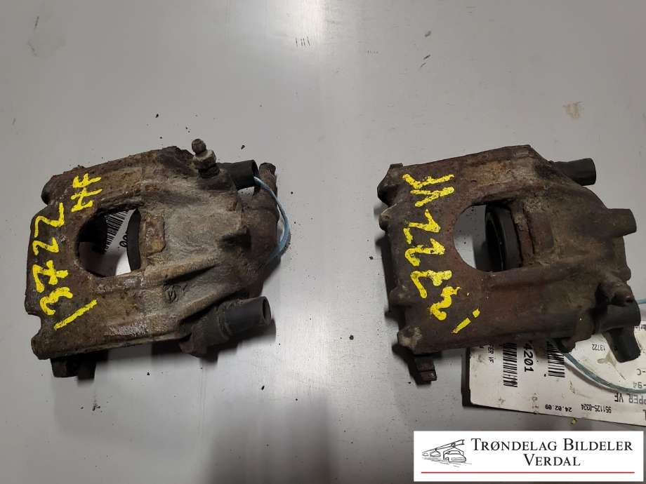 Bremsecaliper høyre foran til VW Polo 1981-1994 (Type II)  (|951125)