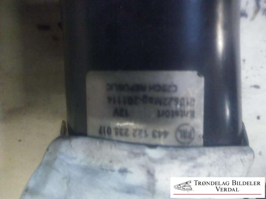 Viskermotor frontrute til VW Golf IV 1998-2003 (1J1955113B||950601)
