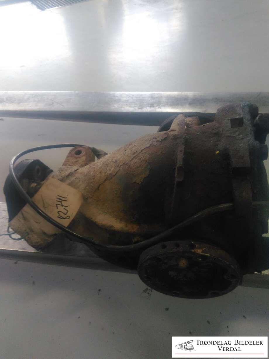 Kardang klokke bak til Mercedes 124 1986-1995 (W124) (W124) (|350406)