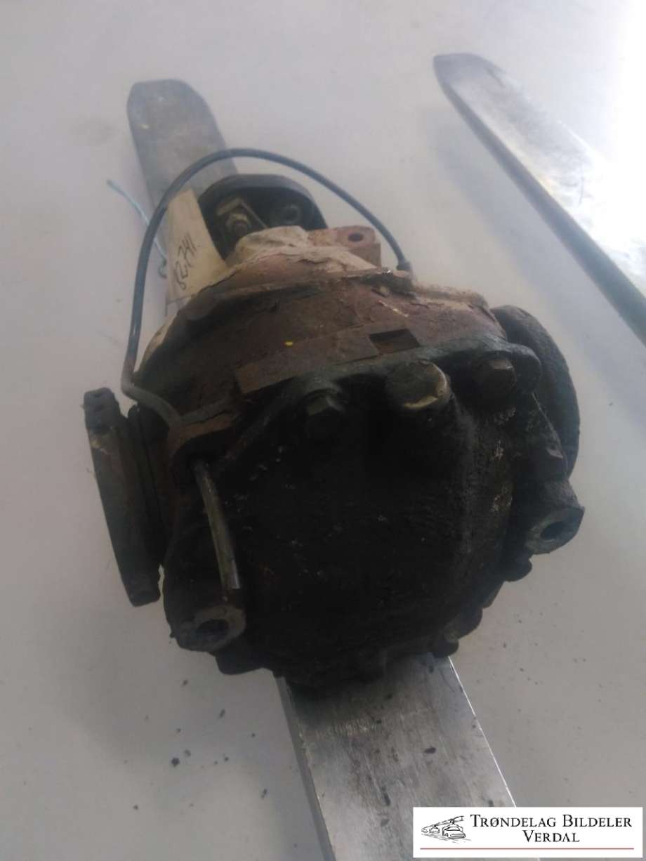 Kardang klokke bak til Mercedes 124 1986-1995 (W124) (W124) (|350406)