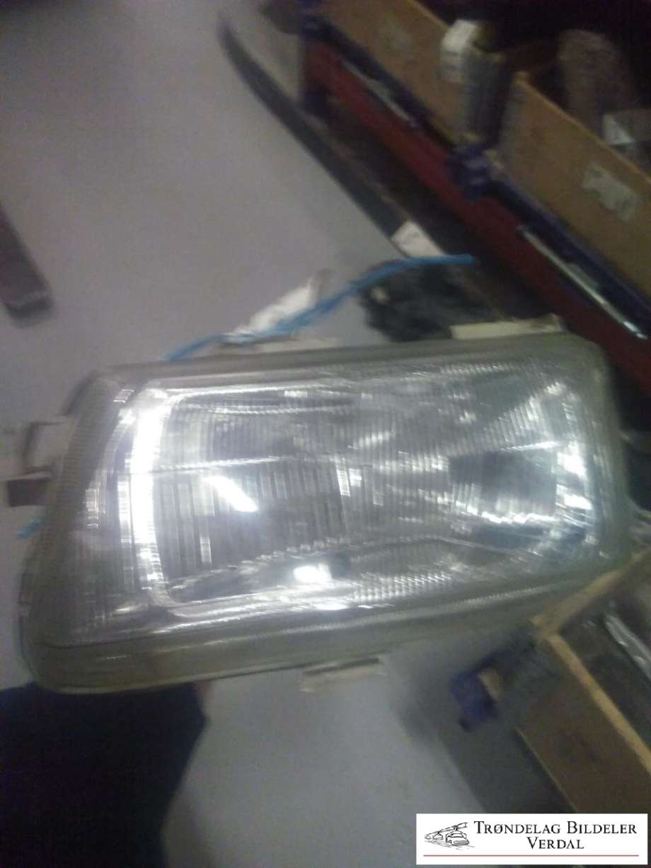 Frontlykt venstre halogen til Opel Astra F 1992-1997 (|500204)
