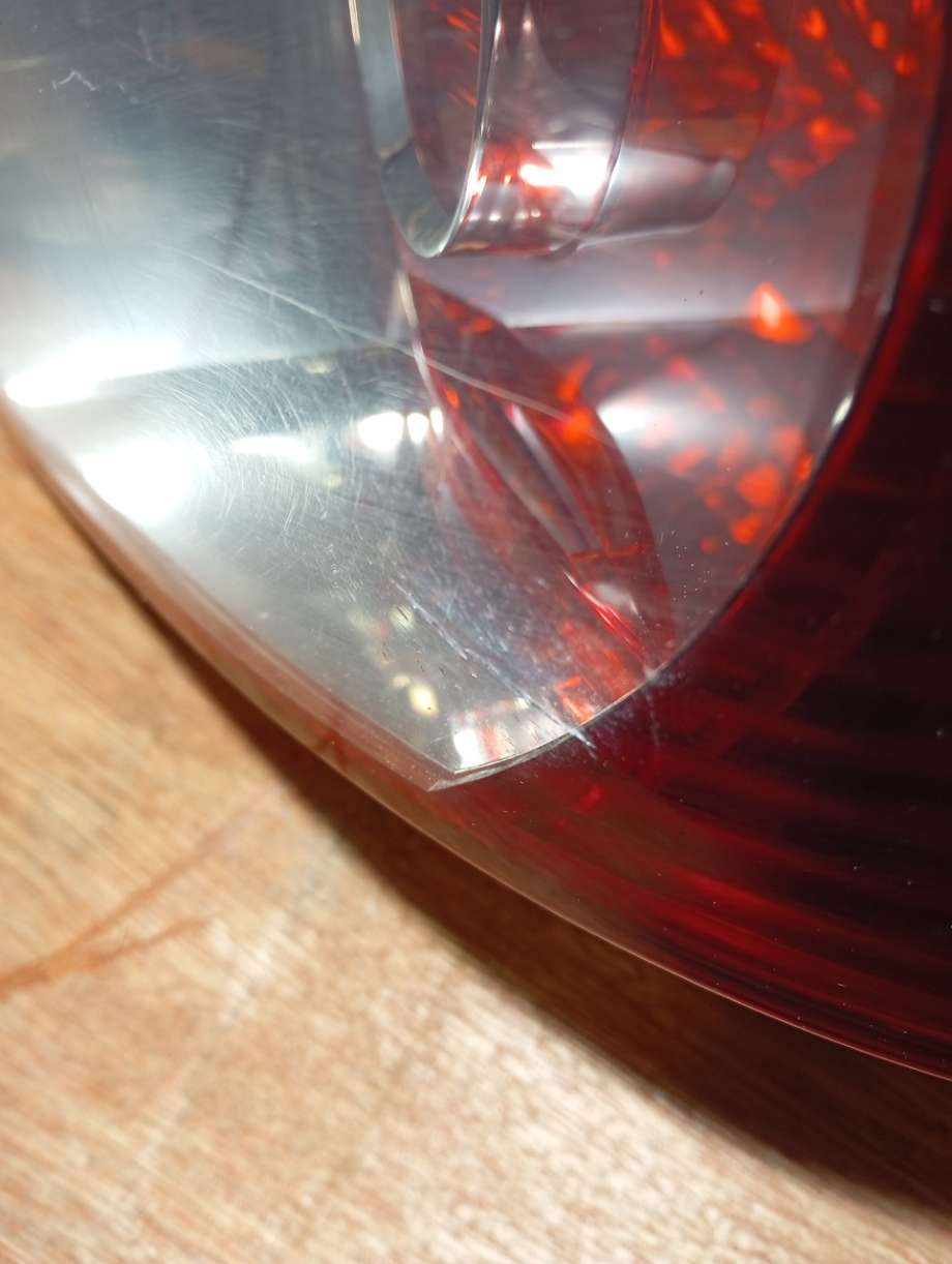 Baklykt høyre til VW Touran 2003-2006 (Type I, Fase 1)  (|1t0945112K)