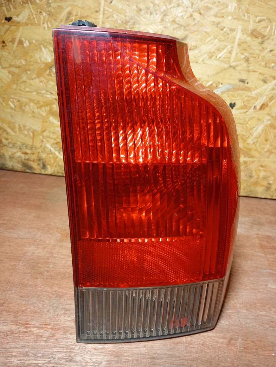 Baklykt høyre til Volvo XC70, 2001-2004 (Type I, Fase 1) (VOLVO|)