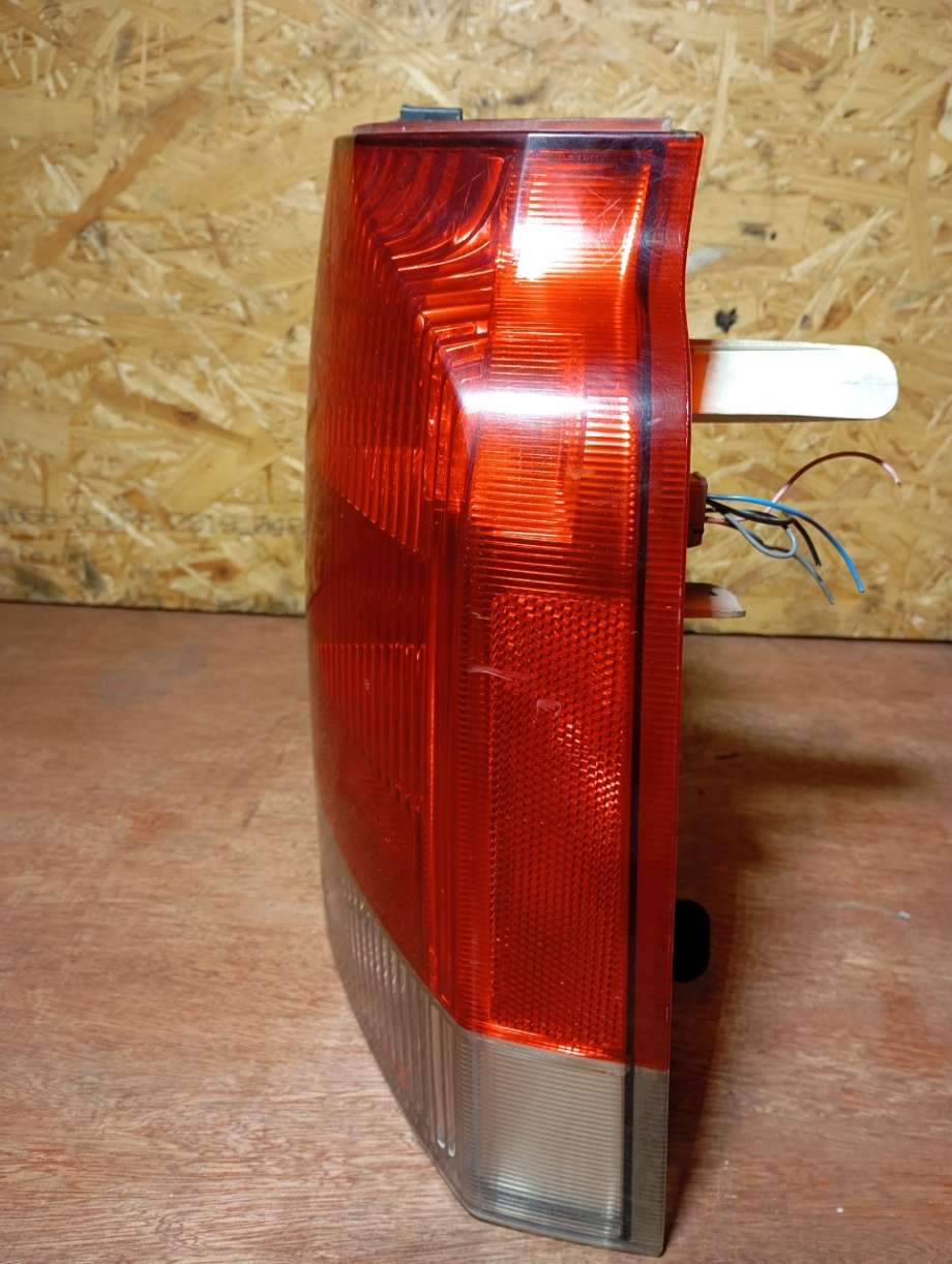 Baklykt høyre til Volvo XC70 2001-2004 (Type I, Fase 1)  (VOLVO||9154498ECE)