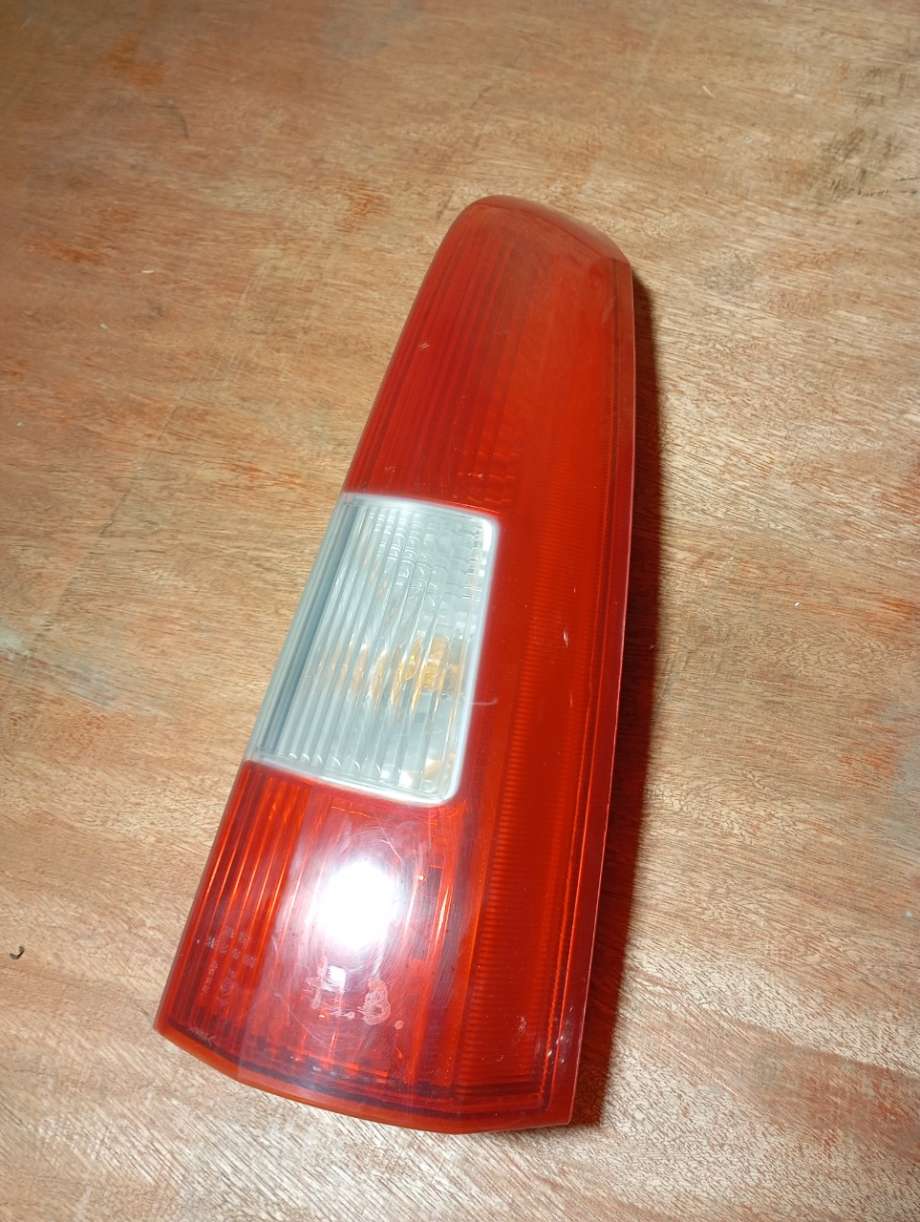 Baklykt høyre til Volvo XC70 2001-2004 (Type I, Fase 1) (VOLVO||9154494ECE)