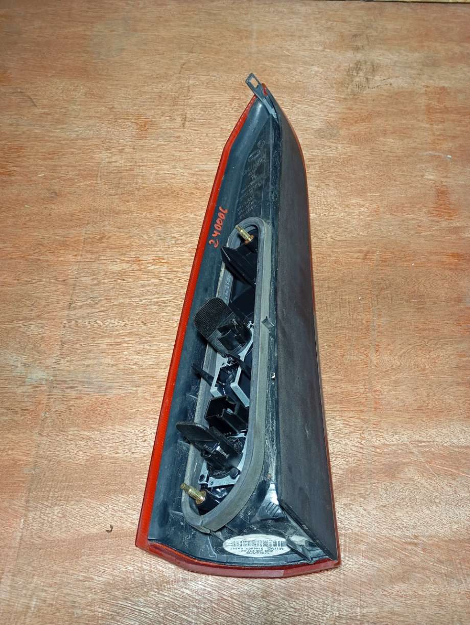 Baklykt høyre til Volvo XC70 2001-2004 (Type I, Fase 1) (VOLVO||9154494ECE)