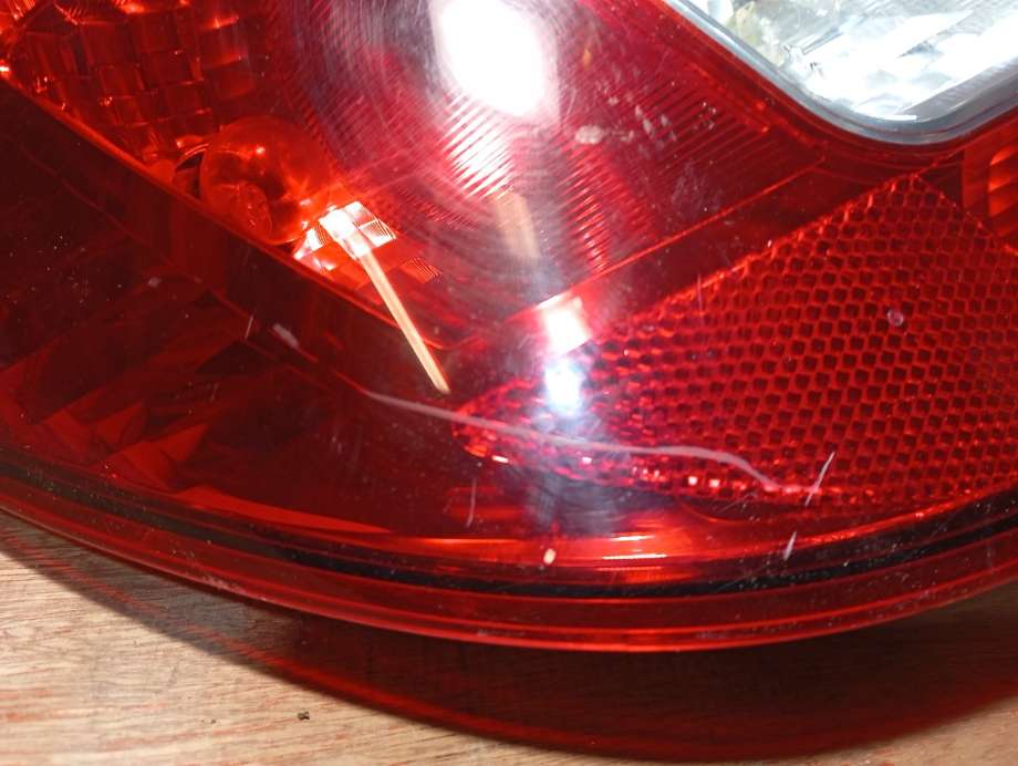 Baklykt venstre til Opel Corsa D 2006-2014  (89392995|)