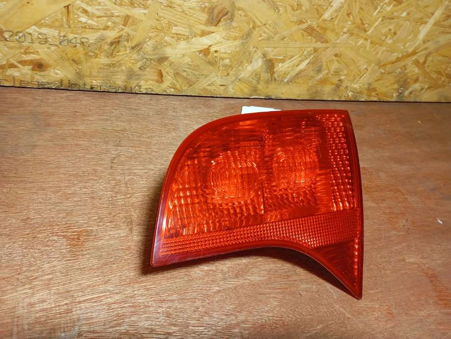 Baklykt høyre indre til Audi A4 2004-2008 (Type III) (B7) (B7) (8e9945094|)
