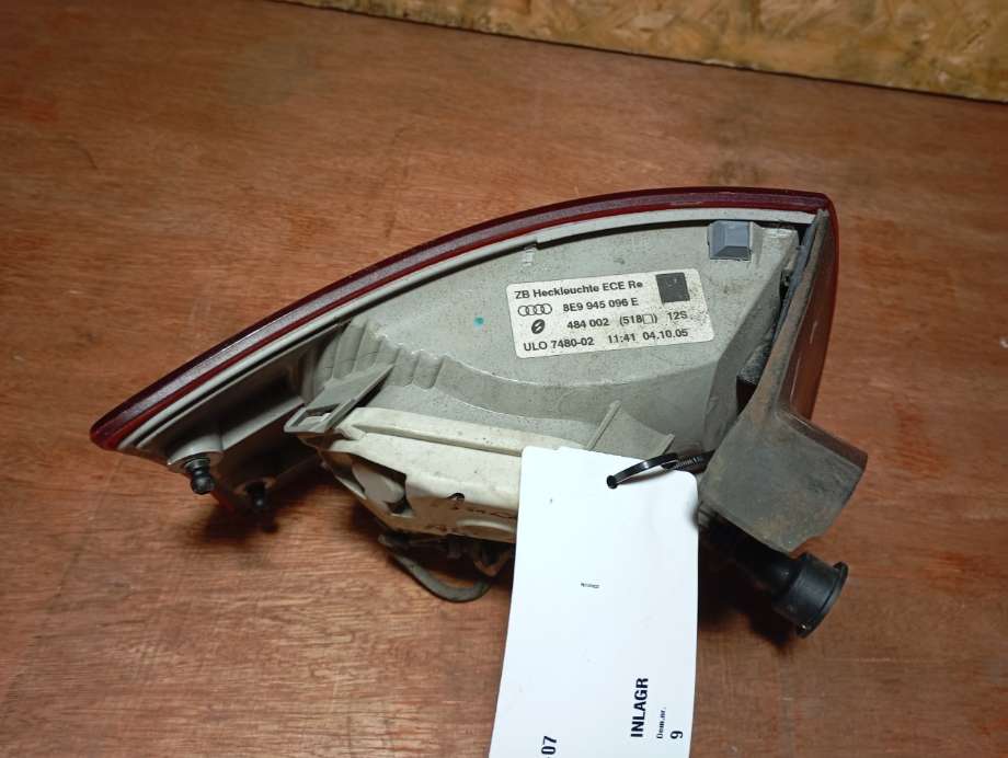 Baklykt høyre til Audi A4 2004-2008 (Type III) (B7) (B7) (8e9945096e|)
