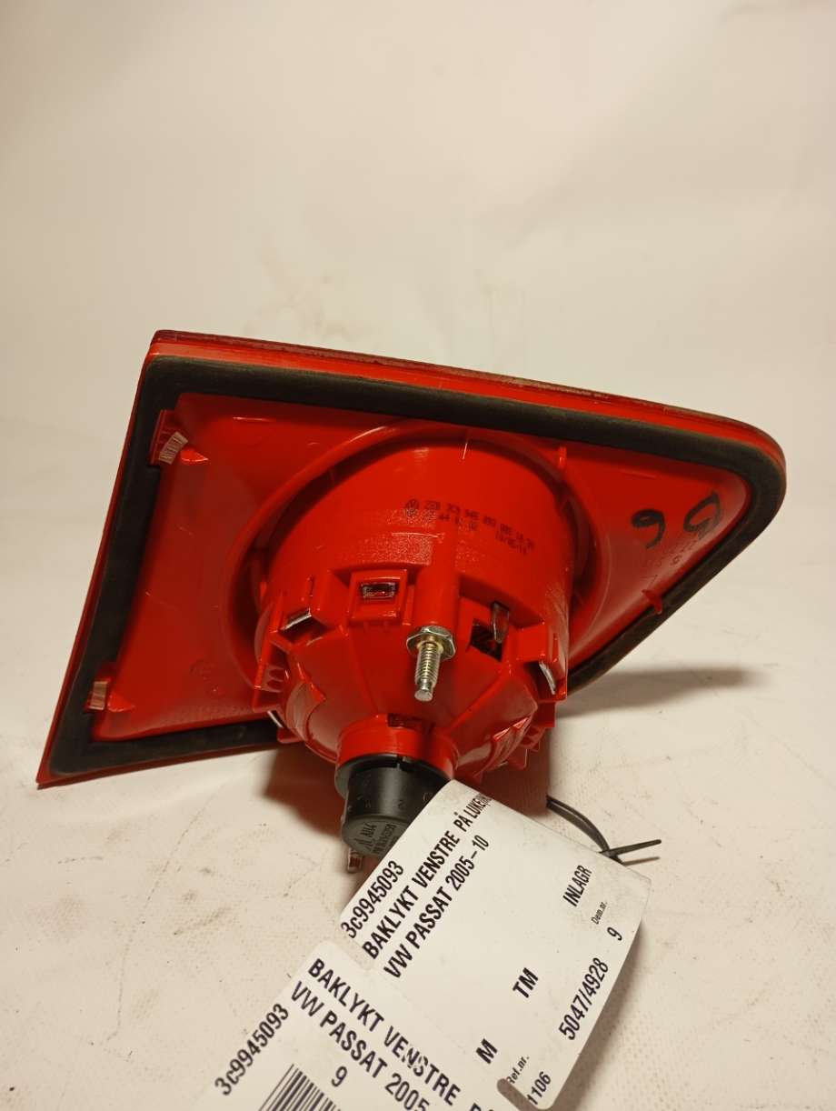 Baklykt venstre indre til VW Passat 2005-2010 (B6) (B6) (3c9945093|)