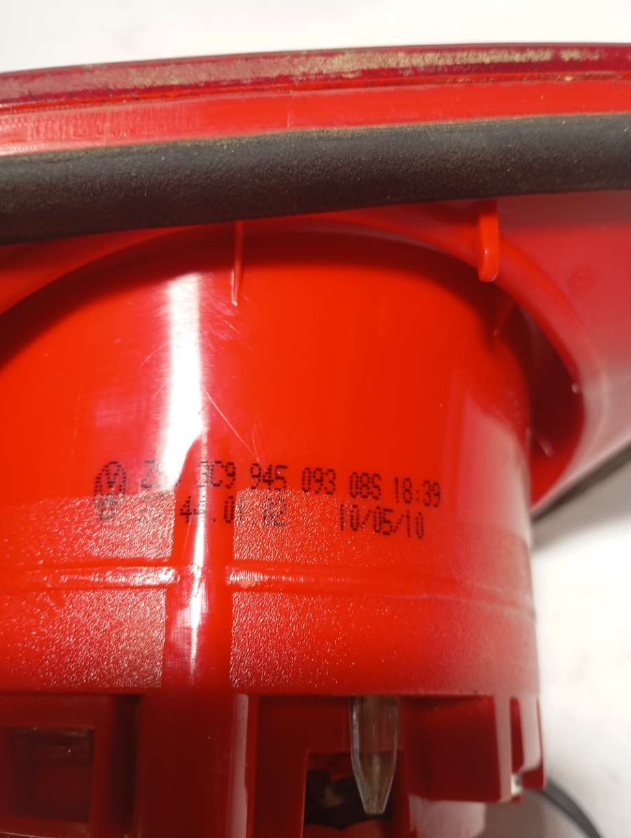 Baklykt venstre indre til VW Passat 2005-2010 (B6) (B6) (3c9945093|)